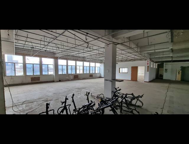 7,175M² WAREHOUSE FOR SALE IN NEW CENTRE